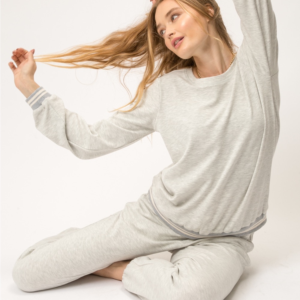 Mystree Anthro Gray White Sweatshirt/Sweatpant TWO PIECE Set SMALL NWT